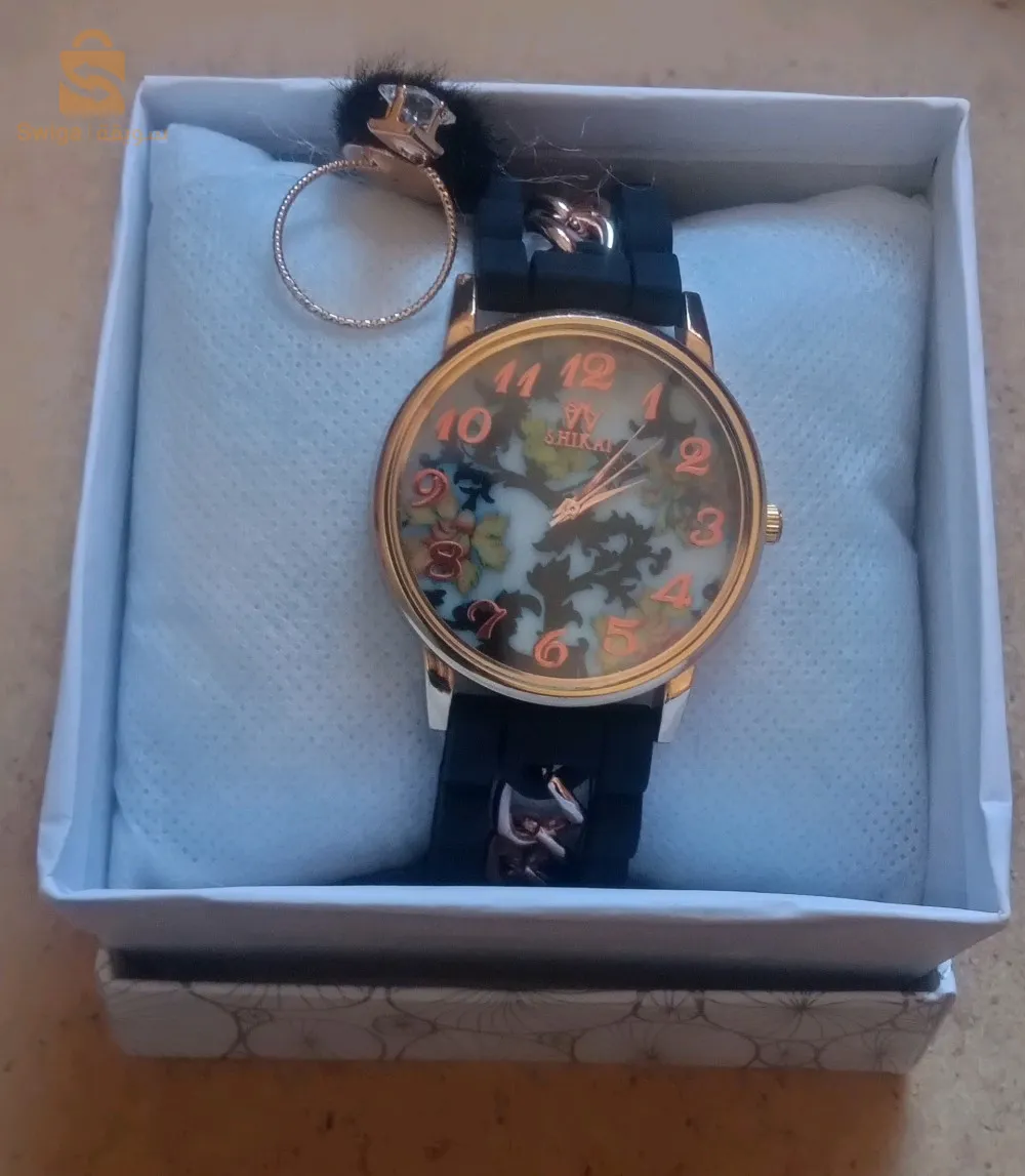 ساعات يد للنساء سعر مغري