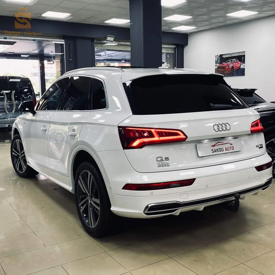 AUDI -Q5