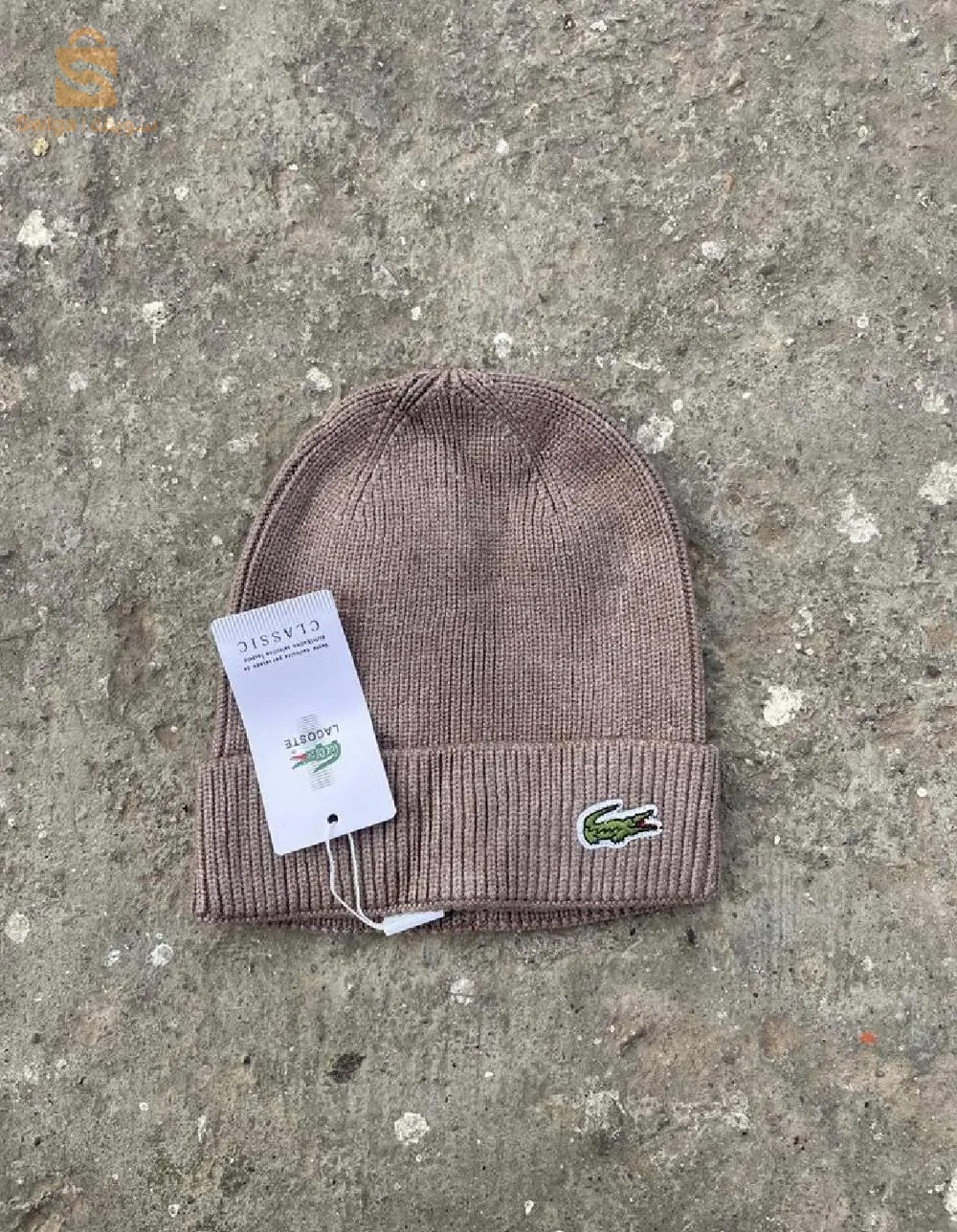 bonnet lacoste