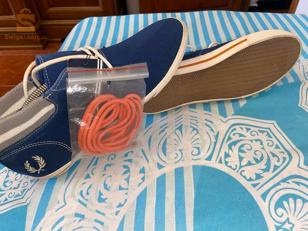 chaussure FRED PERRY