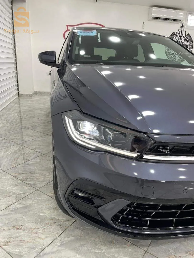 Volkswagen POLO R Line