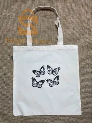 Tot bag 
حقائب يدوية 👜