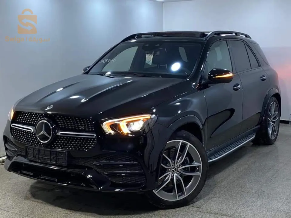 𝐌𝐞𝐫𝐜𝐞𝐝𝐞𝐬-𝐛𝐞𝐧𝐳 𝐆𝐋𝐄 𝟑𝟎𝟎𝐝