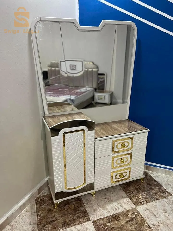 #غرف_نوم عصرية 
اسم الغرفة #شانال#😍😍😍 
💝ملاحظة :كل الغرف مصنوعة من #الخشب الاحمر (بواروج) ("بروميار شوا")🛠️🔨
⁦☑️⁩التوصيل متوفر لكل ولايات الوطن
 #58ولاية💝 
و الدفع عند التسليم 
⁦☑️⁩شعارنا #الأمانة 😍#الثقة💔#المصداقية ⁦☑️💝💝وحسن #المعاملة 🎀
🚛🚛💰 سعر النقل  على حسب بعد المسافة وبسعر رمزي 
🎁التركيب مجاني   
⁦☑️⁩سارع للطلب الكمية محدودة⁦⏱️⁩