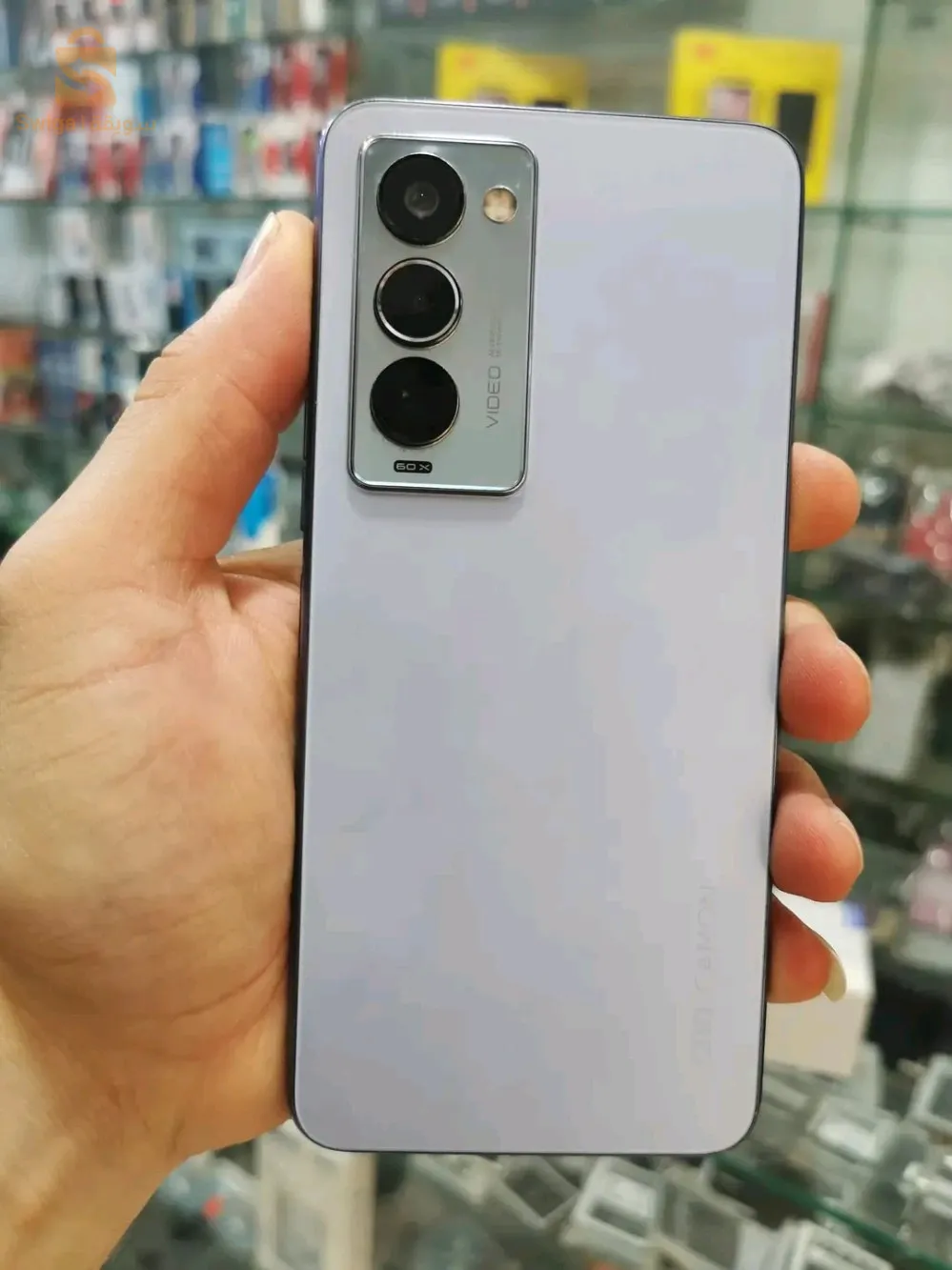 Tecno camon 18 premier