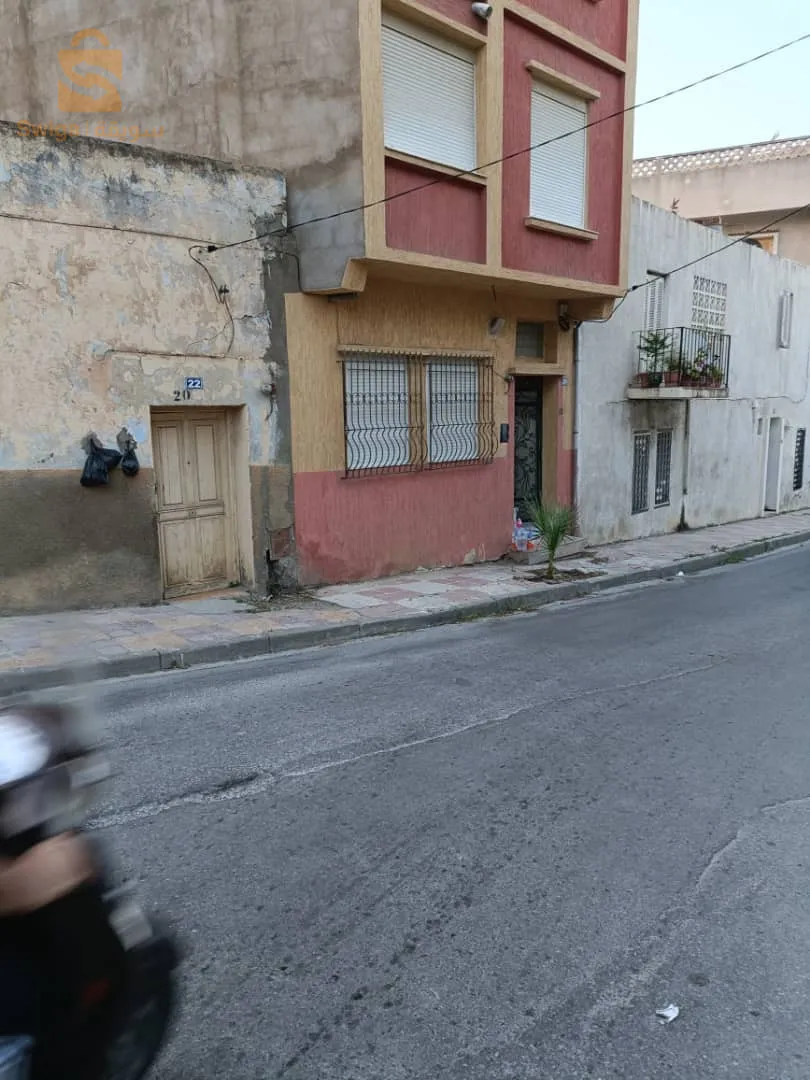 F2 allouer a ec toutes les commodités ou son commodités