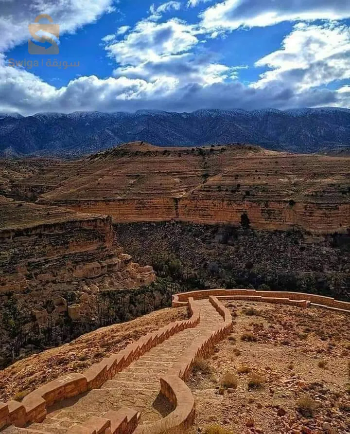 مرحبا بيكم في شرفات غوفي  
متوفر مبات ماكولات تقليدية  مرشد سياحي  وجولا في جبال الاوراس   مناضر طبيعيا  مرحبا بيكم كامل الاستفسار 0656779982