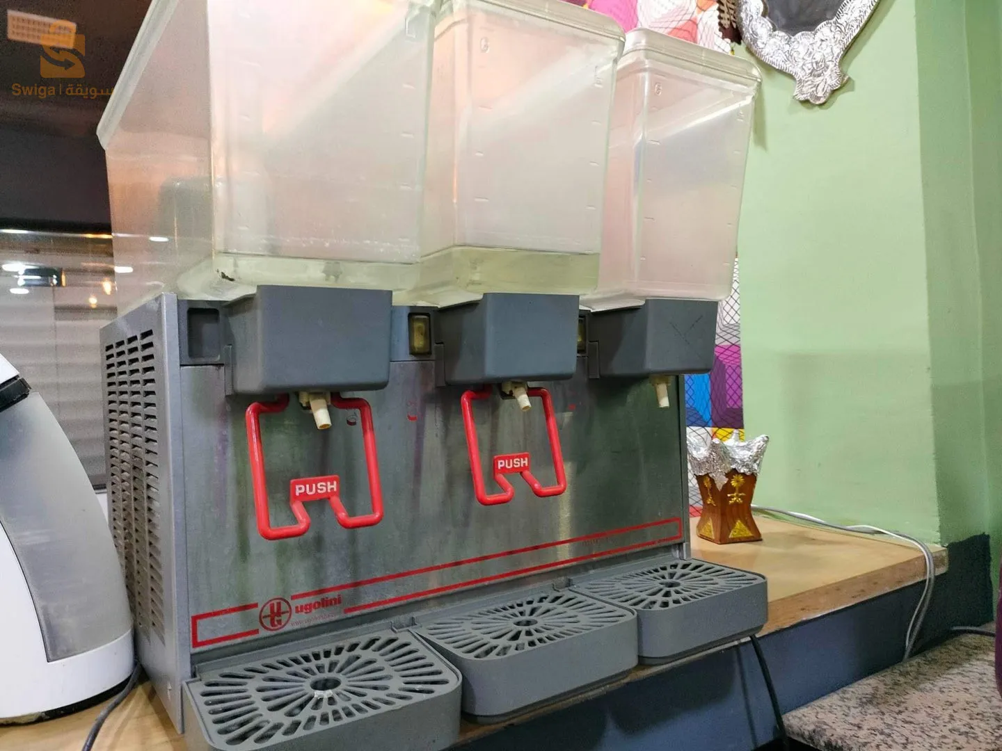 Matériel, pizzeria à vendre