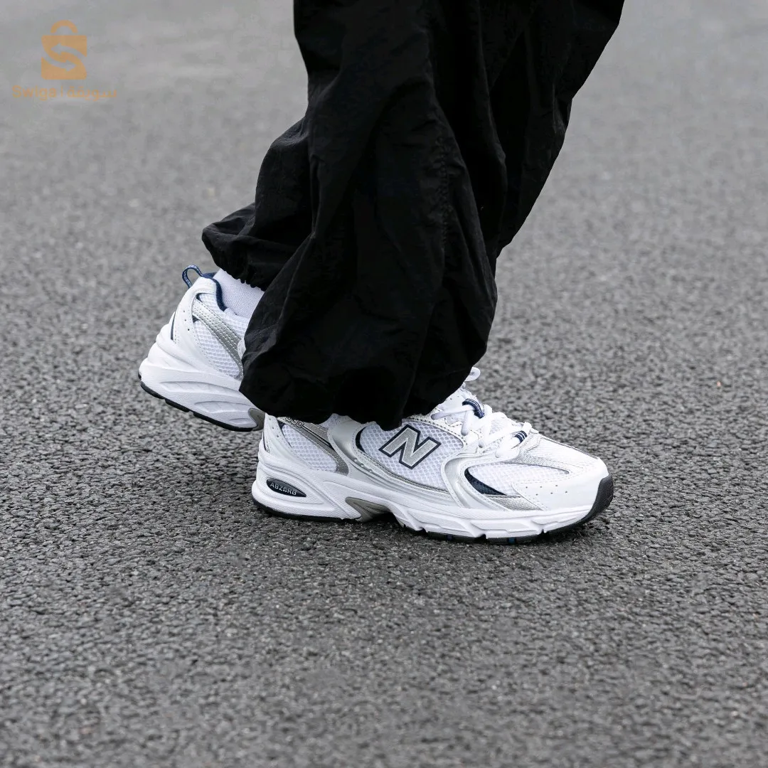 New Balance 530 ❤️‍🔥nouvelle collection 🌔
Pointure 38.39.40.41.43.44
Livraison 58 wilaya📬🚖
Numéro téléphone 📲0554261527