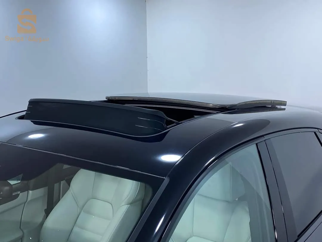 Porsche Macan TURBO