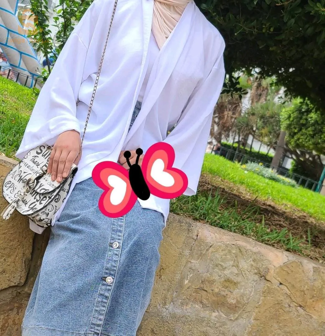 ملابس. نسائية في. قمة الروعة