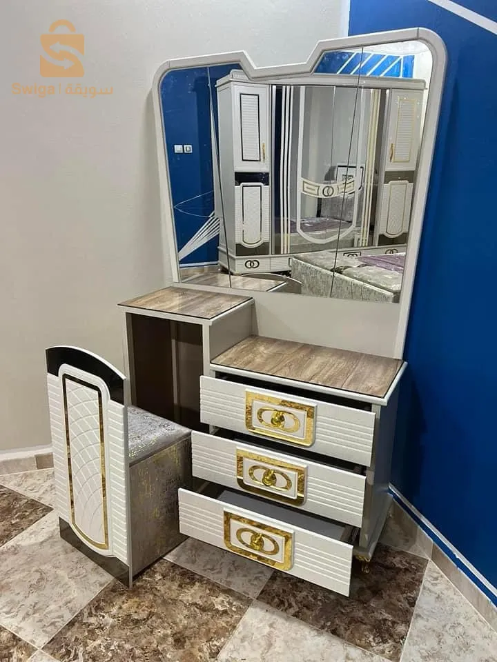#غرف_نوم عصرية 
اسم الغرفة #شانال#😍😍😍 
💝ملاحظة :كل الغرف مصنوعة من #الخشب الاحمر (بواروج) ("بروميار شوا")🛠️🔨
⁦☑️⁩التوصيل متوفر لكل ولايات الوطن
 #58ولاية💝 
و الدفع عند التسليم 
⁦☑️⁩شعارنا #الأمانة 😍#الثقة💔#المصداقية ⁦☑️💝💝وحسن #المعاملة 🎀
🚛🚛💰 سعر النقل  على حسب بعد المسافة وبسعر رمزي 
🎁التركيب مجاني   
⁦☑️⁩سارع للطلب الكمية محدودة⁦⏱️⁩