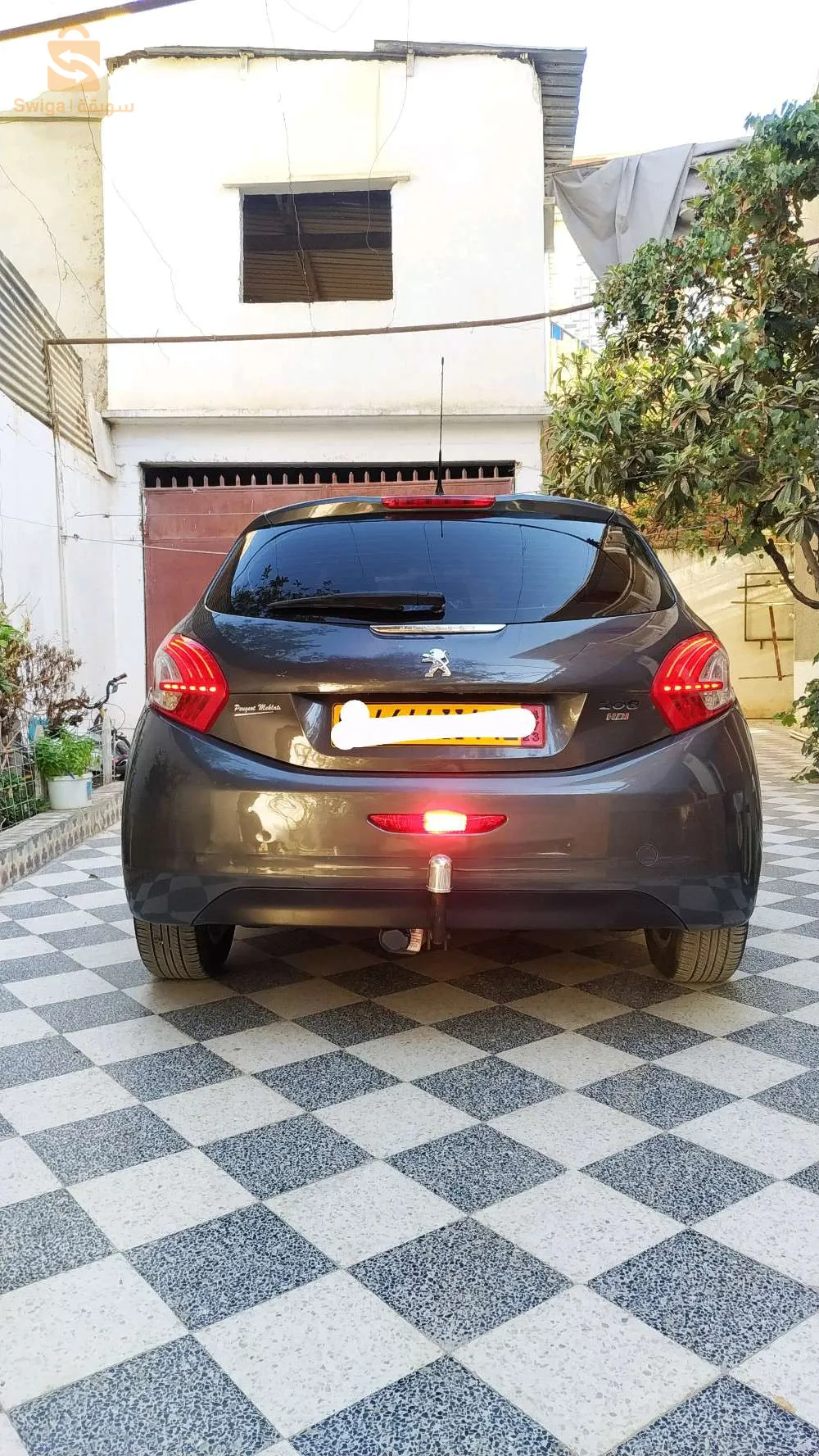 سيارة 208  HD
