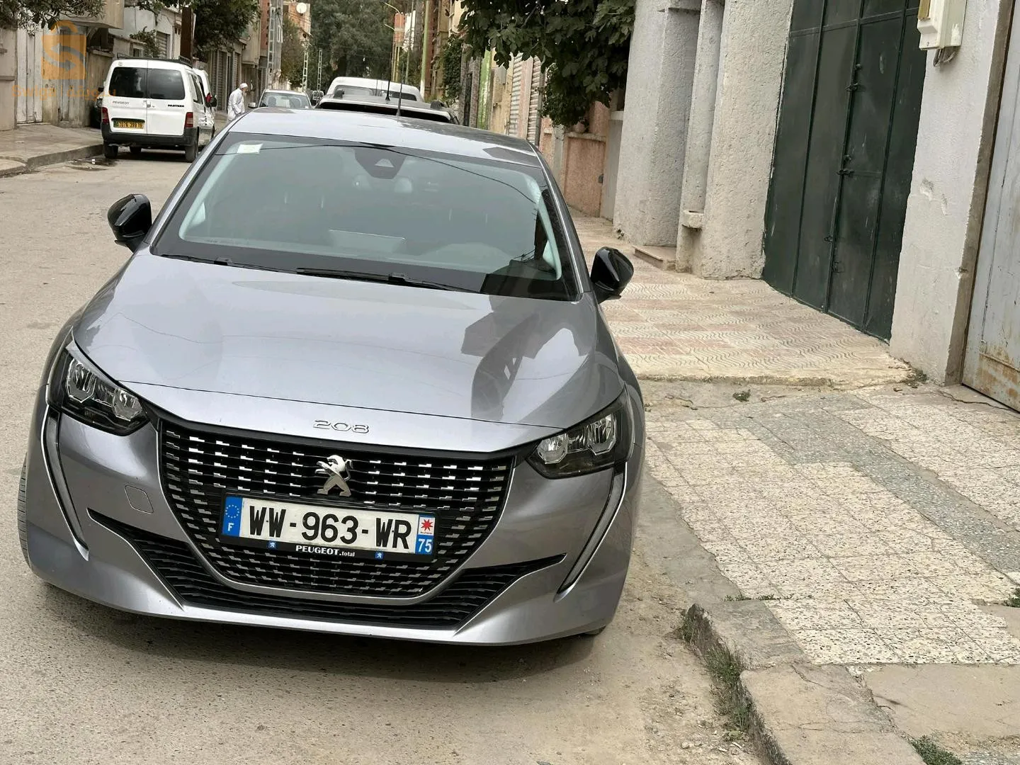 للبيع