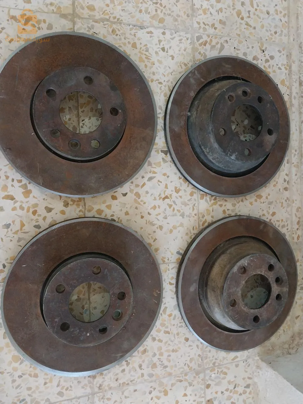 pieces Touareg  R5 2005 tel 0658292784