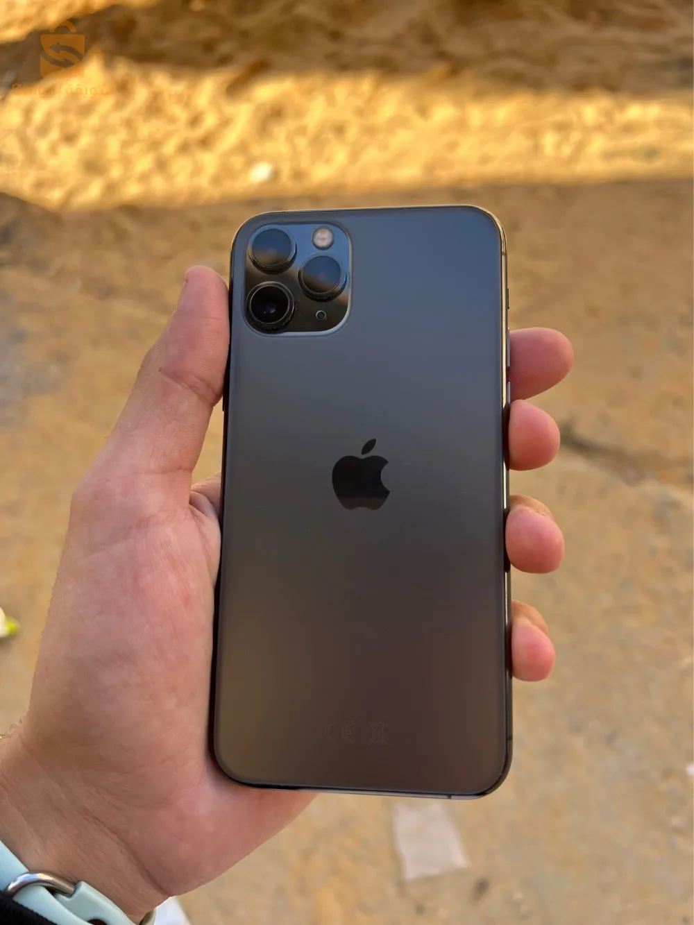 ايفون 11 برو جديد 64جڤا 
باتري 77%