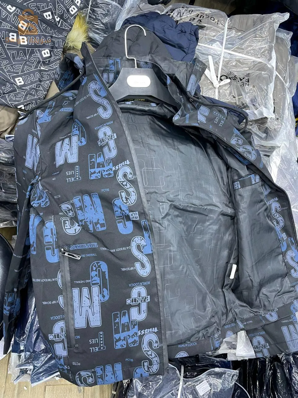 https://wa.me/qr/RD2NPTEEIA26G1