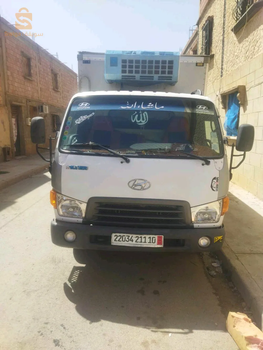 شاحنة هيونداي 65 2011جيدة محرك علا تمام 
وكذالك شمبر فروا للبيع