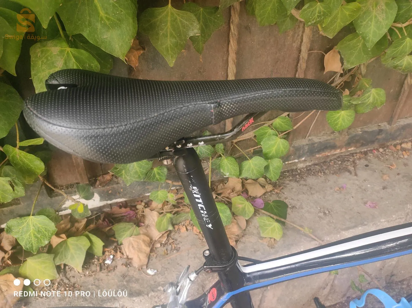 Velo cours carbon 
Mark Lapierre slite t3 
Taille 53 52
10 vitesse 
3 plataux