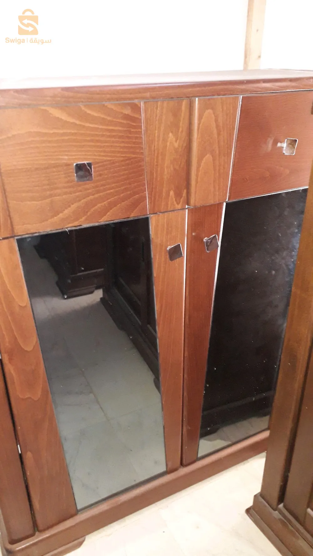 اعلان لبيع الاثاث