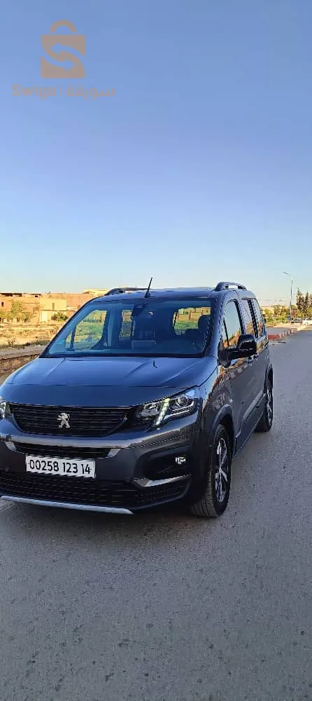 سيارة جديدة نوع ريفتر ماشيا 5600 لتوت في  صافية gt