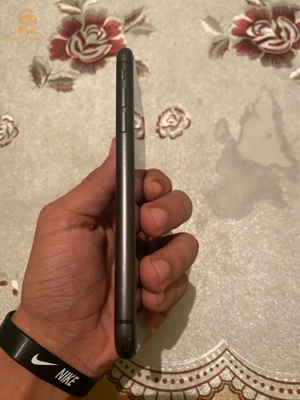 iPhone 11
0562560190