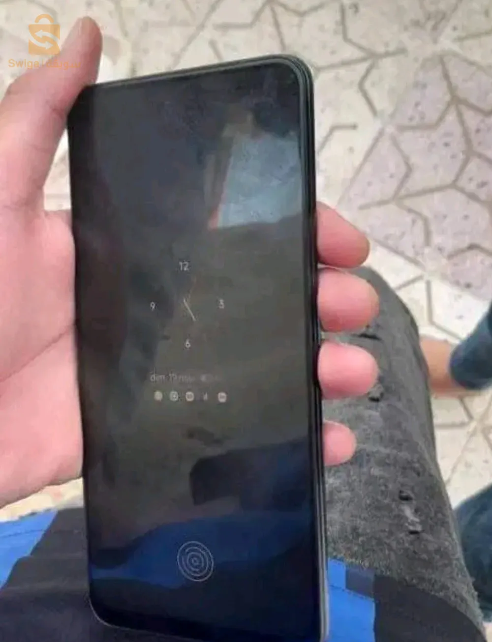 كلش فيه نضيف معاود فيه باب لاريار هذا مكان