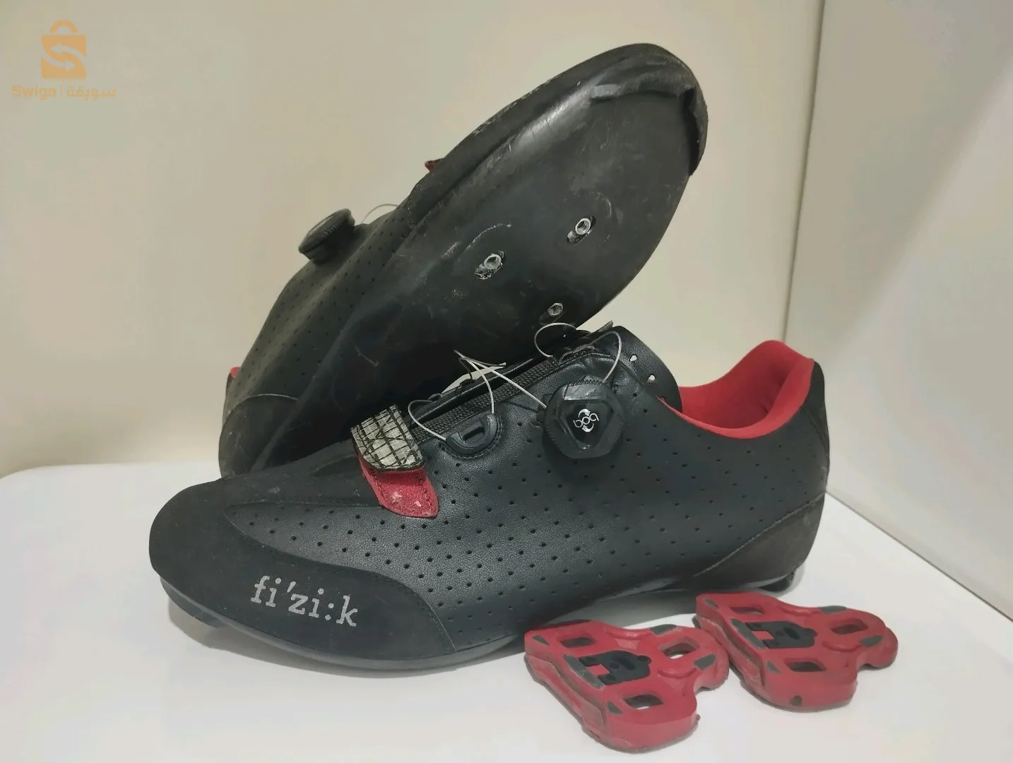 Chaussures pour vélo route fizik Italie
La pointure 43