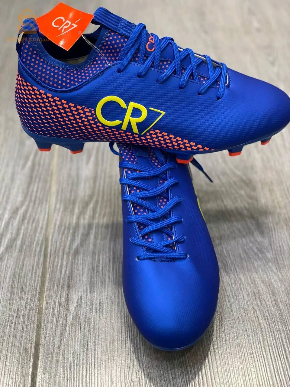 حذاء رياضي CR7 + Les bas gratuit