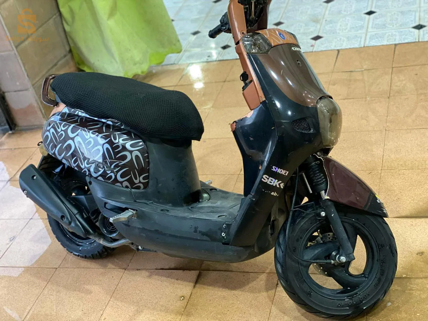 🟢Cuxi1(pista) 🚨nouvelle♥️🔥110cc🔥
🟢Année 2020💈
🟢Marche 38klm(38) elf🎰
🟢Couleur : 9ahwi mekhalfa b loto kolo 
🟢 Motour 10/10
🟢Karinaj 7/10
Fiha Wahed tasefar ki tabegha dimari biha brk
🟢Avec🩸
-Tapé.
-Veisiara.
+Feux de tresses.
🟢Numéro.       
               📞0795874701❤️