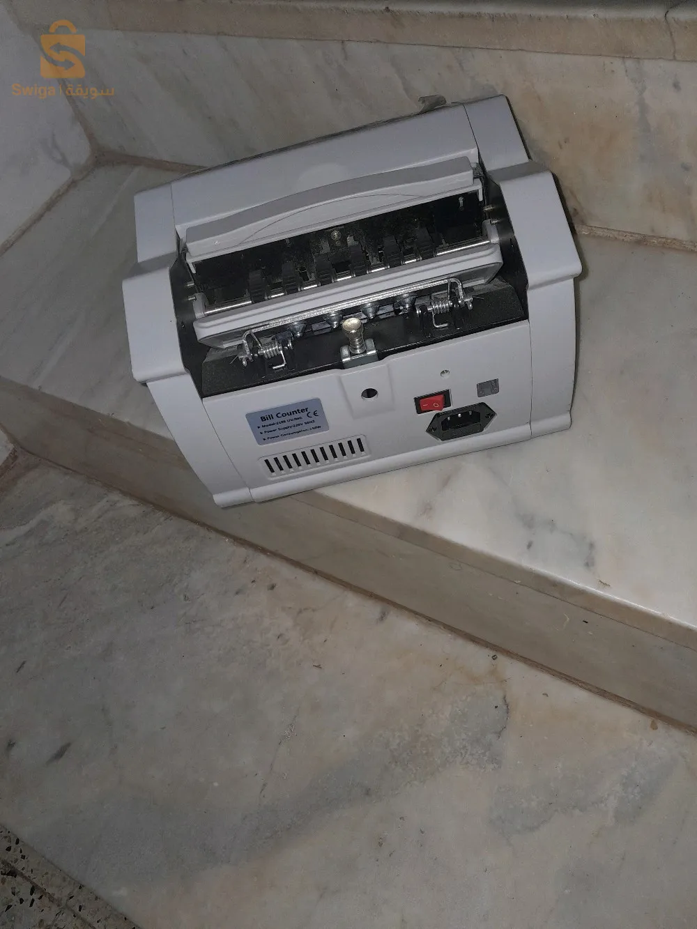 آلة عد نقود 9/10