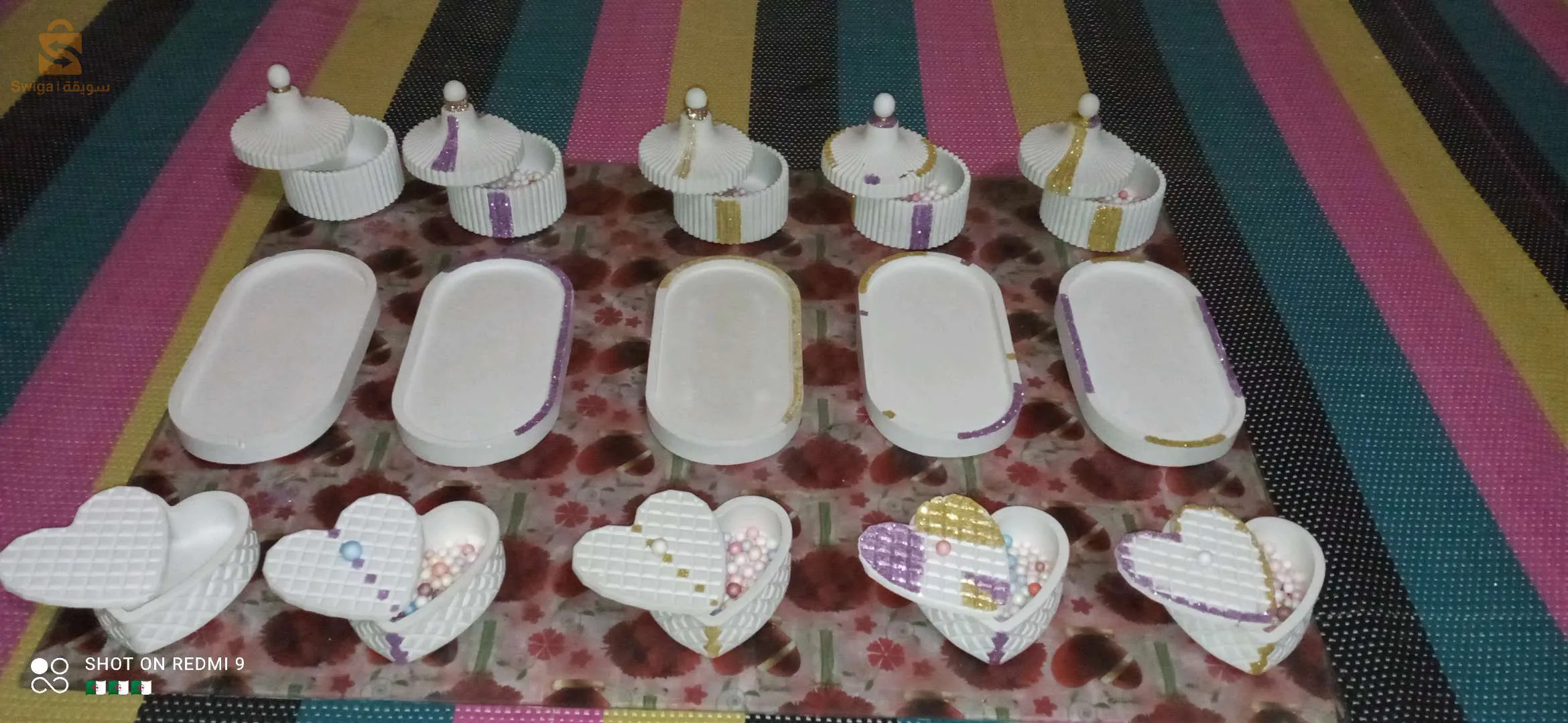 قطع مصنوعة من الجبس