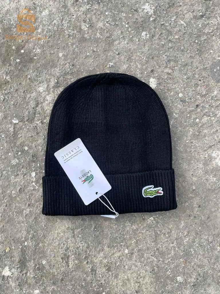 bonnet Lacoste et nike