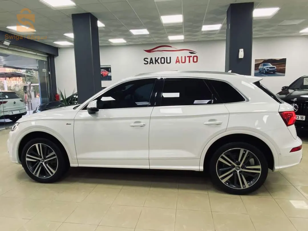 AUDI -Q5