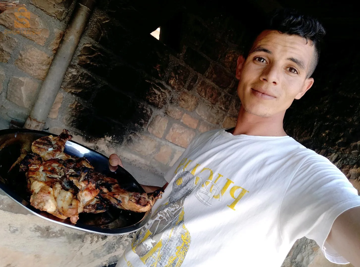 مرحبا بيكم في شرفات غوفي  
متوفر مبات ماكولات تقليدية  مرشد سياحي  وجولا في جبال الاوراس   مناضر طبيعيا  مرحبا بيكم كامل الاستفسار 0656779982