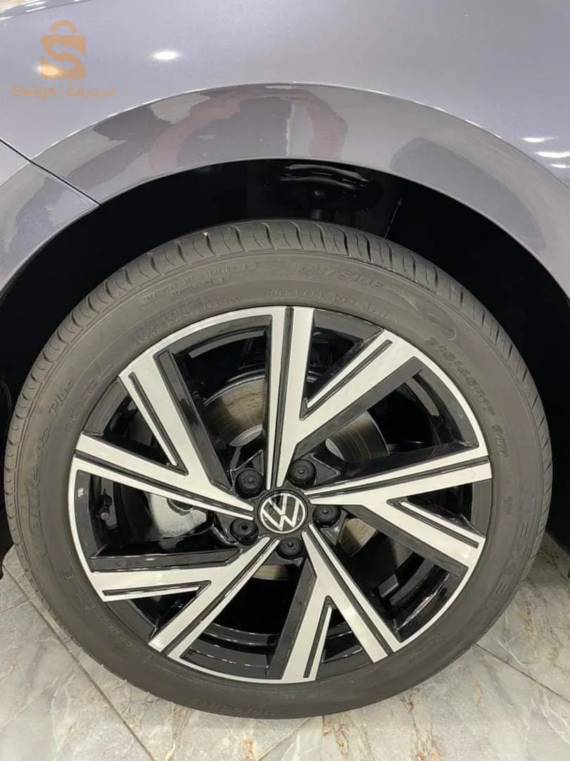 Volkswagen POLO R Line