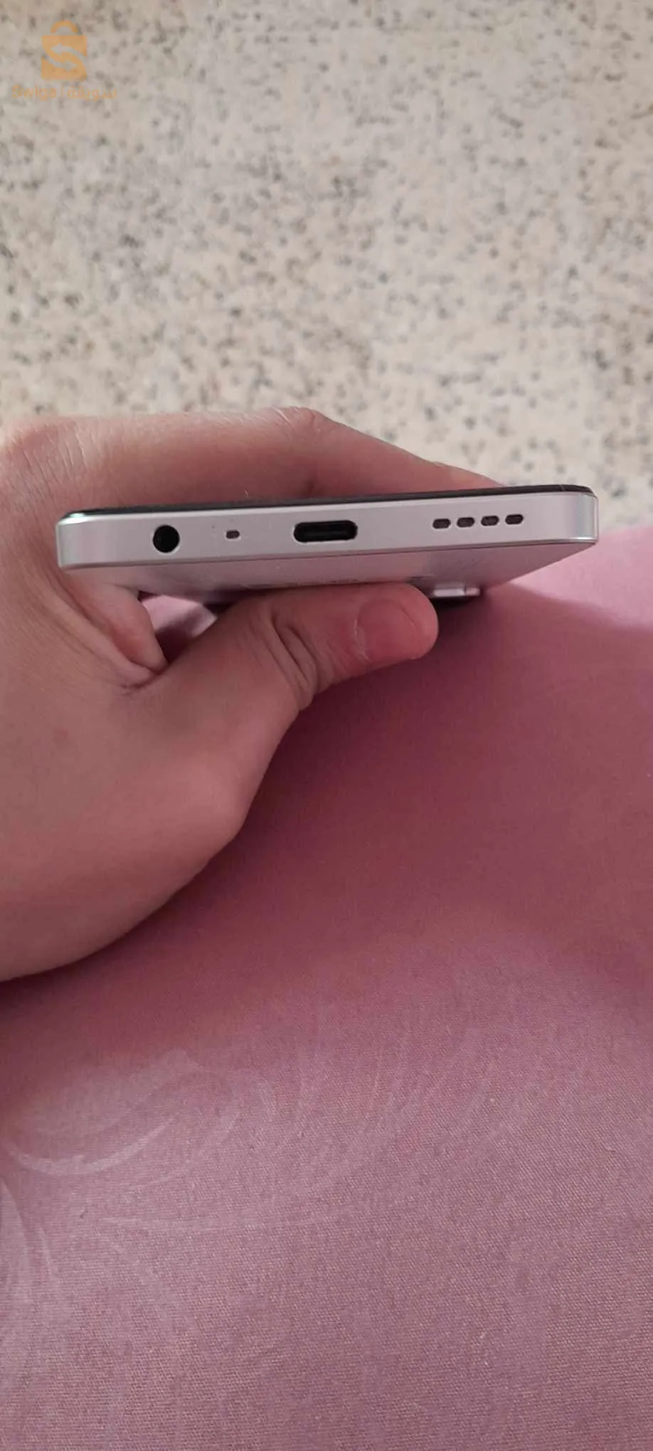 هاتف ريلمي c55 لبيع في حالة حيدة مستعلم لفترة قصيرة