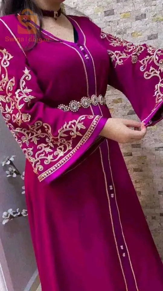ملابس نساء
