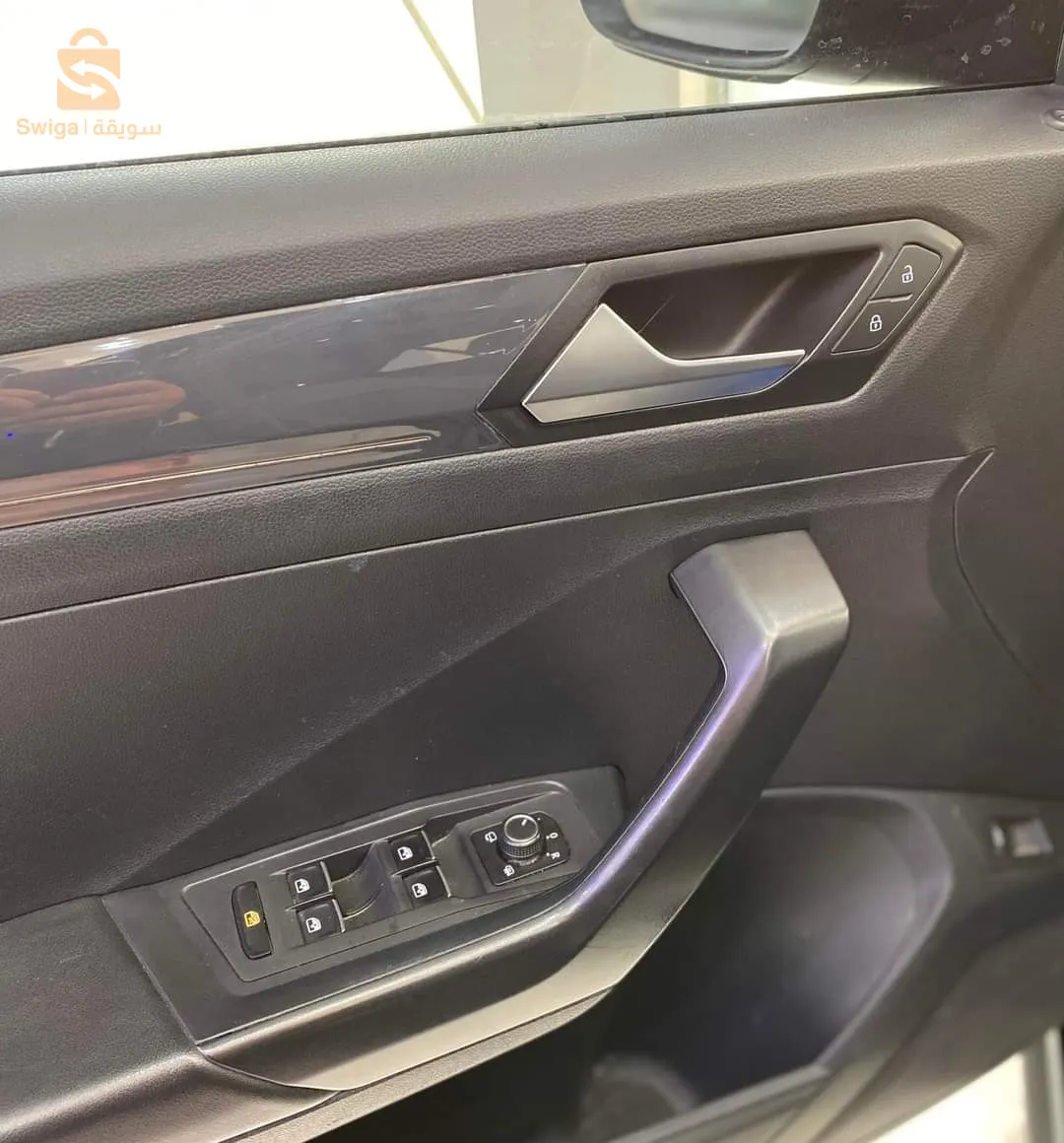 VW T-ROC 150Ch ess