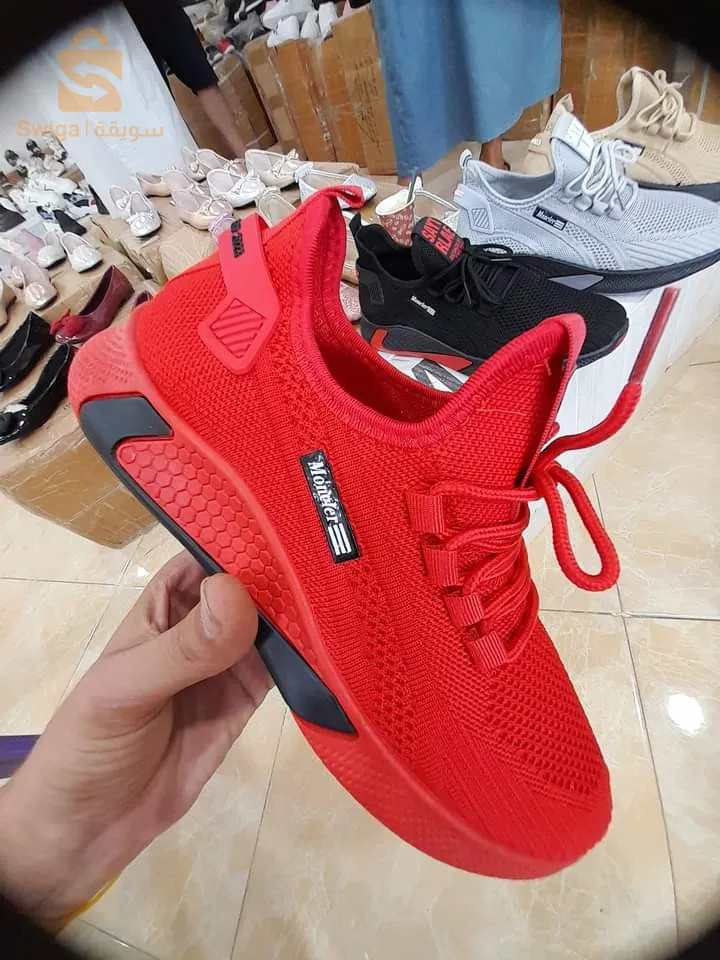 حذاء رياضي طبي