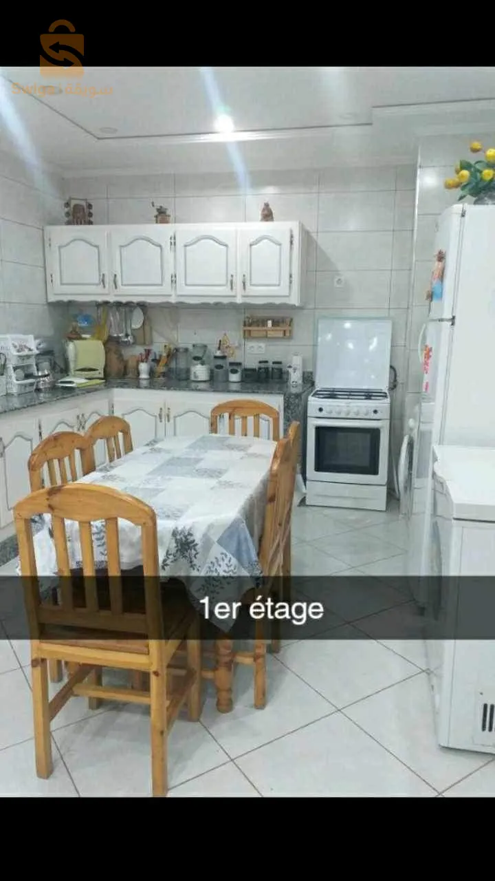 بيع فيلا في وهران في بالقرب من كلينيك الحكمة