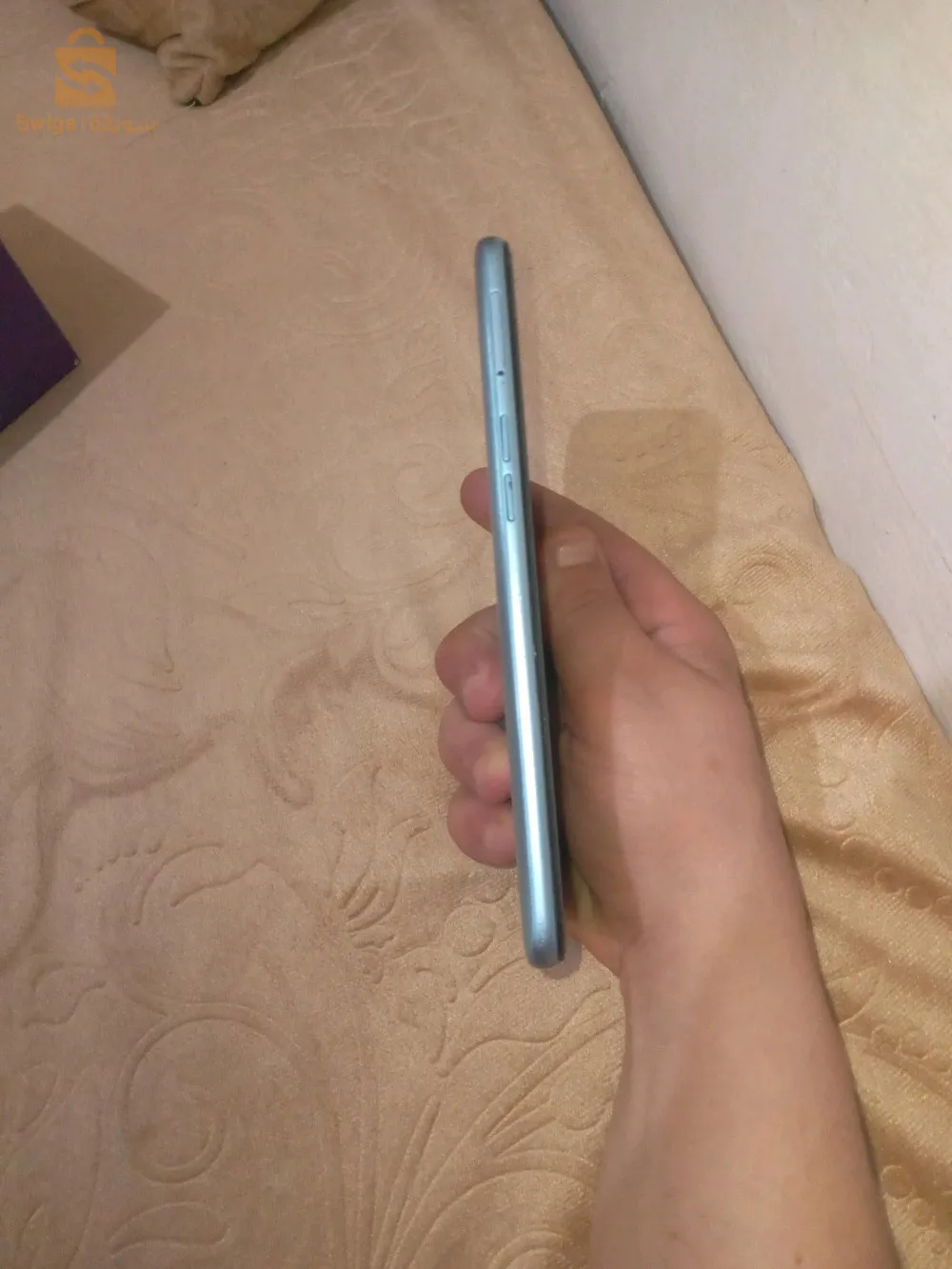 بيع هاتف محمول