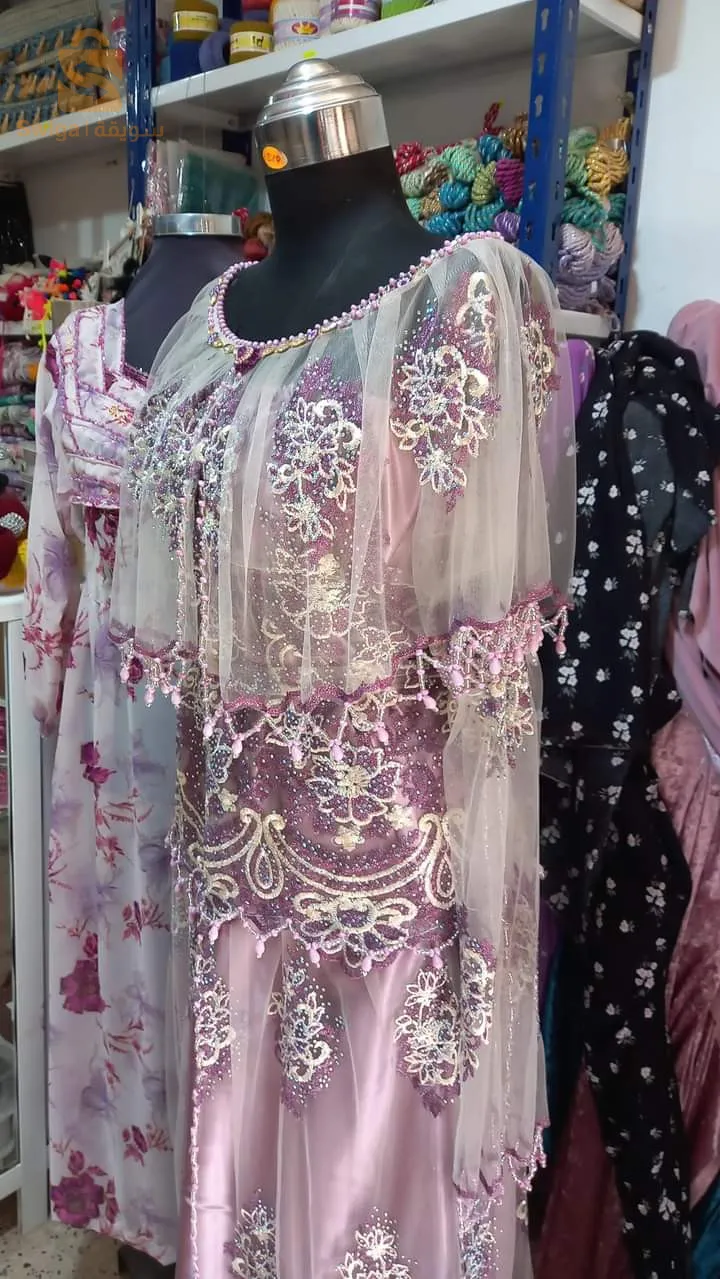 بيع وخياطة نايلي