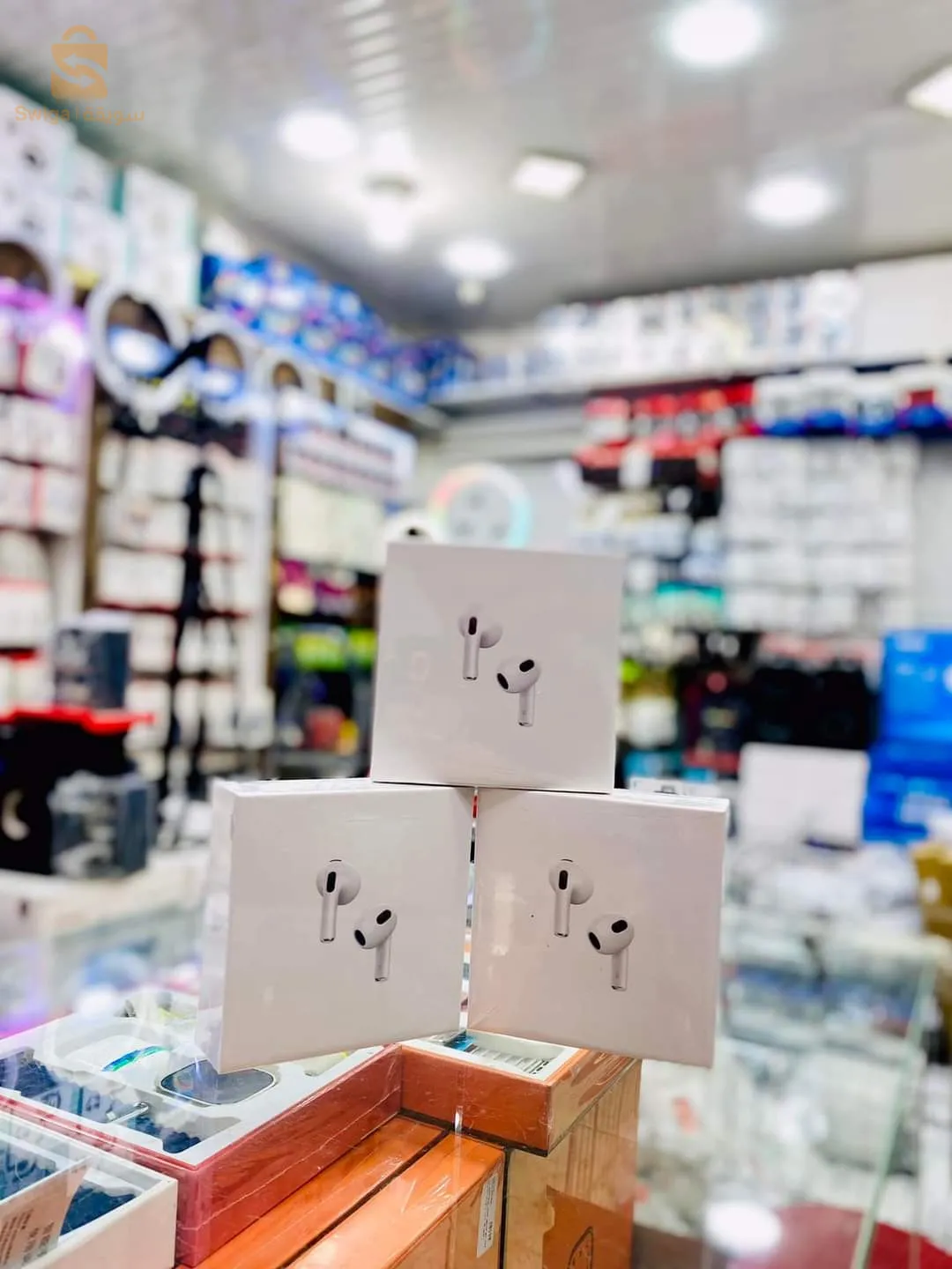 بيع اكسيسوار الهواتف الذكية متوفر التوصيل والدفع عند الاستلام للتواصل معنا الرجاء الاتصال على الرقم 0696132190