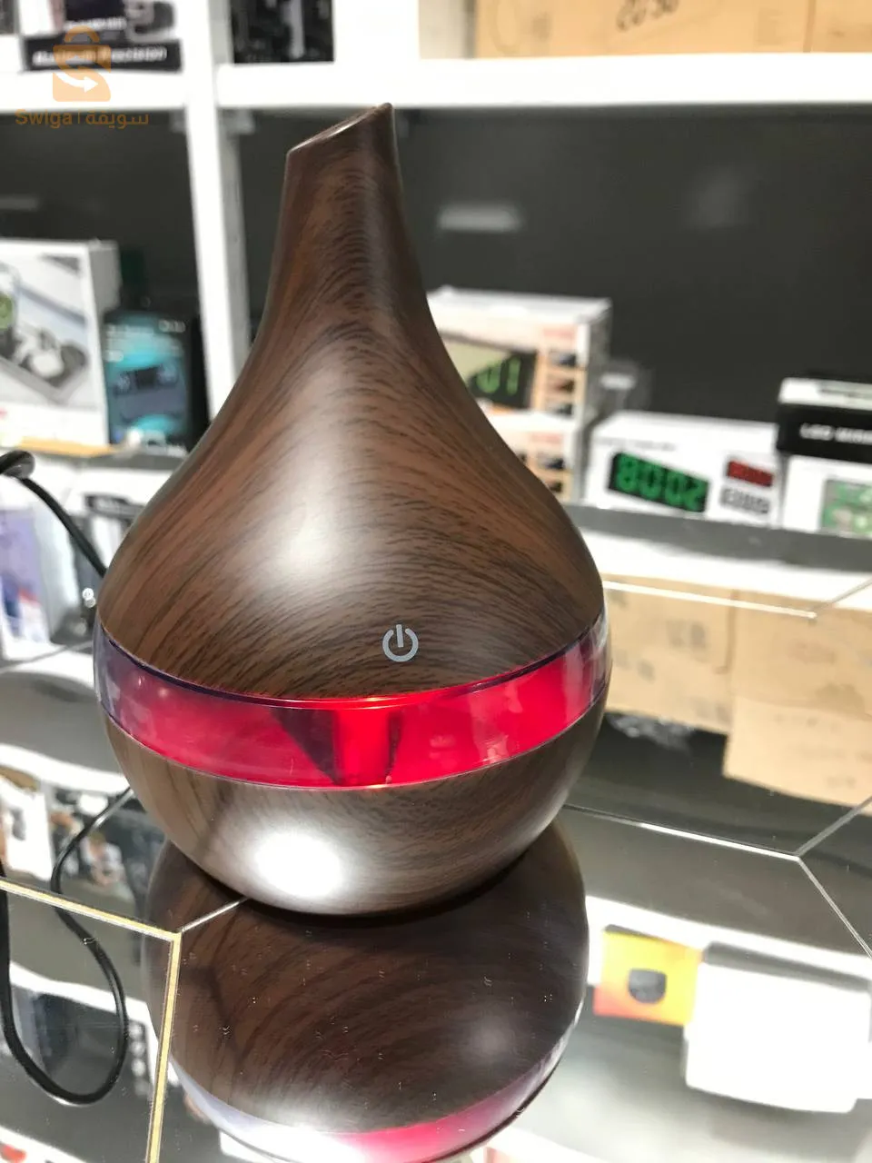 Humidificateur Électrique style bois 300ml Aromathérapie Diffuseur Avec 7 Couleur LED Lumière