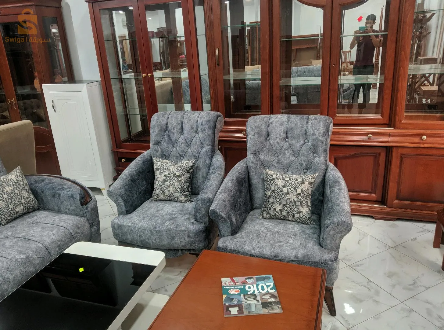 Magasin de meubles à Baraki, quartier Delbouz, .