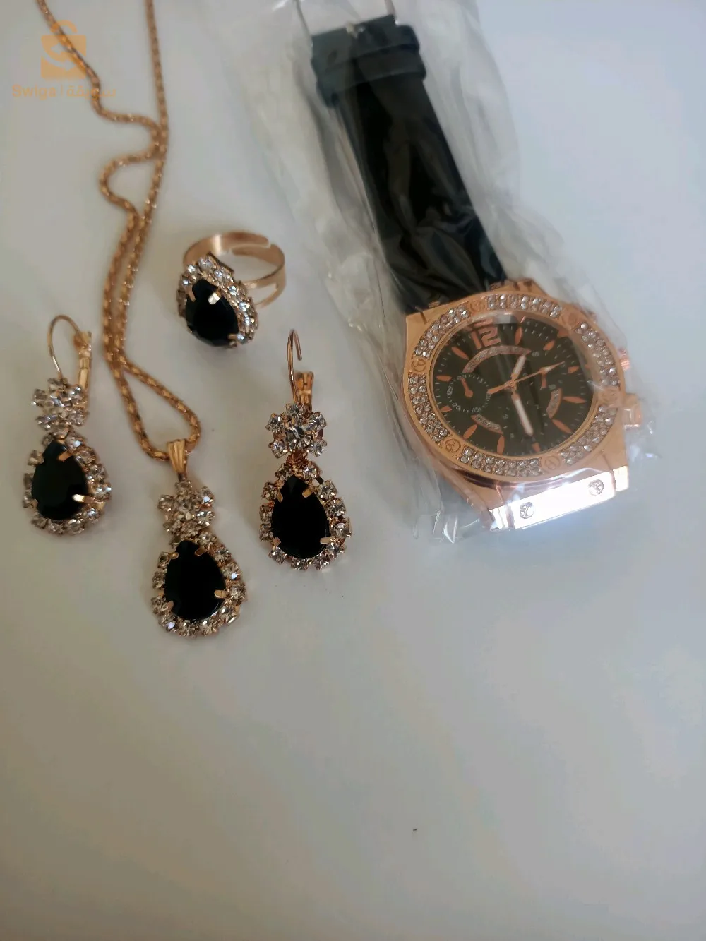 montre femme et parure