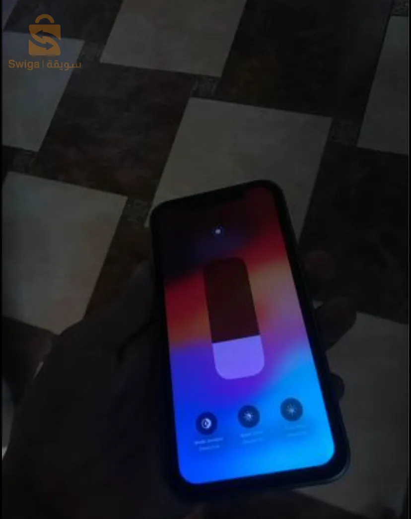 iphone 11 64 gb battrie 84%