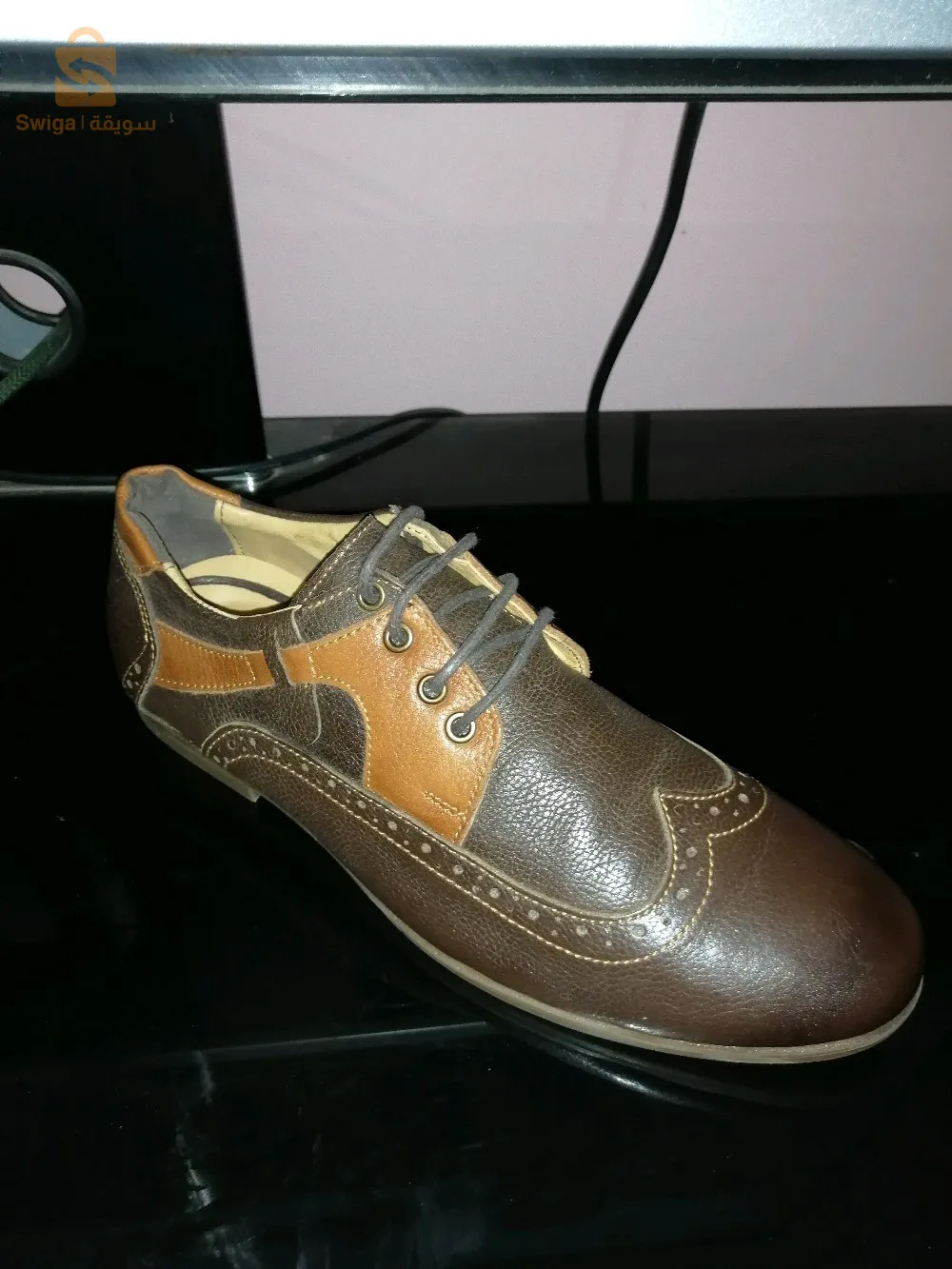 حذاء سبور خفيفة