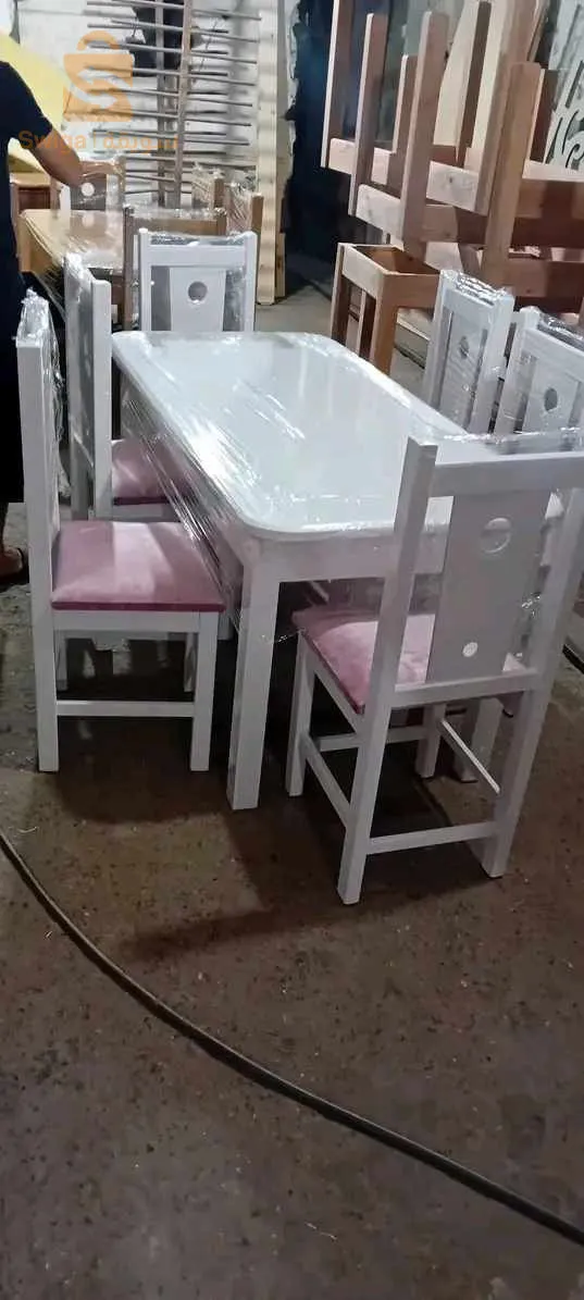 سلام عليكم و مرحبا بيكم 

 🔴 سعر التوصيل🚚 يختلف على حساب المكان.  
🔴 لتسجيل الطلب ابعتلي رقم الهاتف و المقاس شحال و العنوان بالضبط. 
🔴 العنوان :براقي 🤳 المقر في العاصمة نخدمو التوصيل
 مرحبا بيك👏